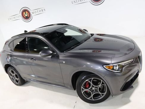 Used 2022 Alfa Romeo Stelvio Ti image 74