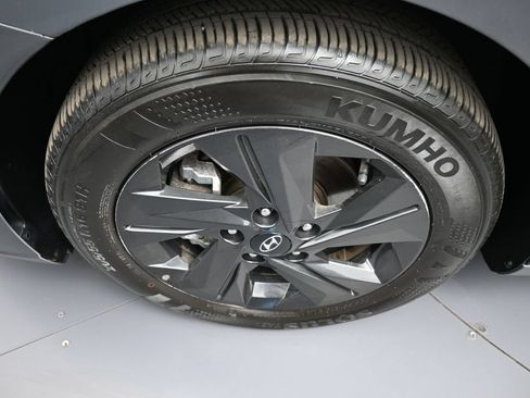 Certified 2023 Hyundai Elantra SEL FWD image 14