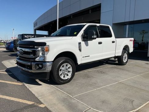 Used 2020 Ford F250 XLT w/ XLT Value Package AWD/4WD image 2