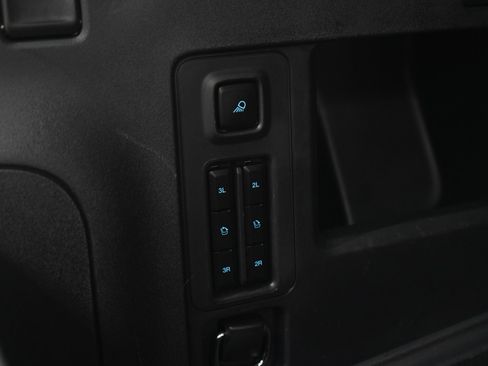 Used 2025 Ford Expedition Tremor image 22