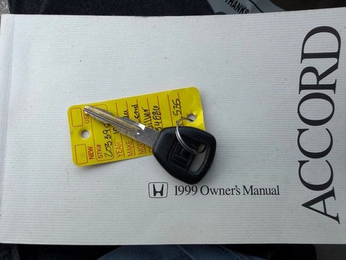 Used 1999 Honda Accord LX image 12