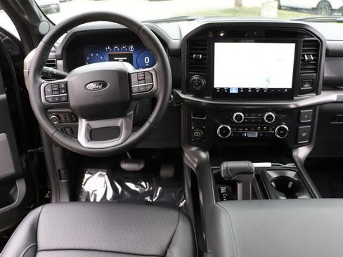 Used 2025 Ford F150 Lariat w/ Equipment Group 501A Mid AWD/4WD image 19