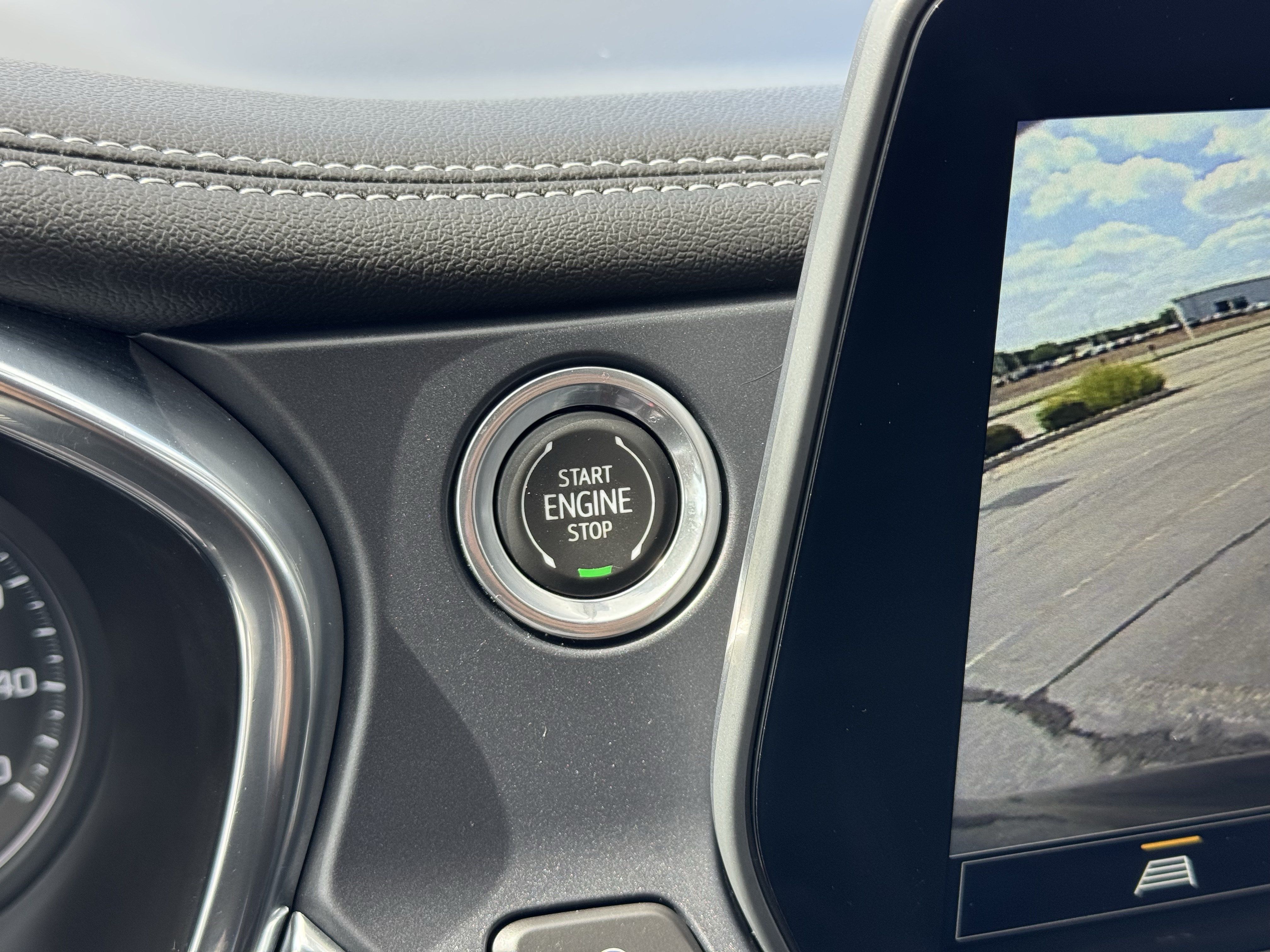 Used 2023 Chevrolet Blazer LT w/ Midnight/Sport Edition FWD image 28