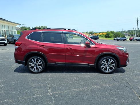 Used 2019 Subaru Forester Limited AWD/4WD image 9