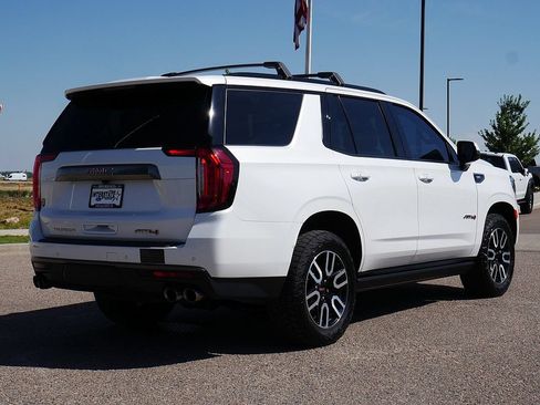 Used 2022 GMC Yukon AT4 AWD/4WD image 5