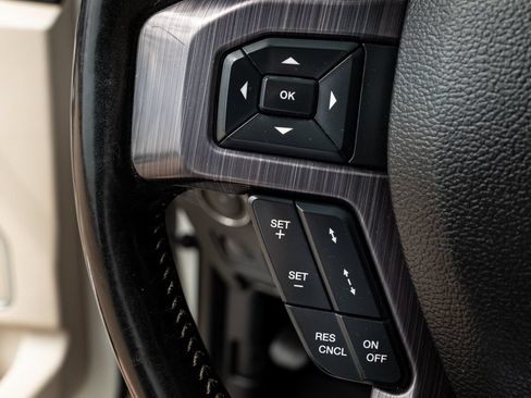 Used 2020 Ford F350 Limited AWD/4WD image 19