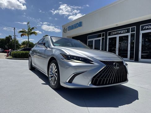 Used 2022 Lexus ES 350 Ultra Luxury FWD image 30