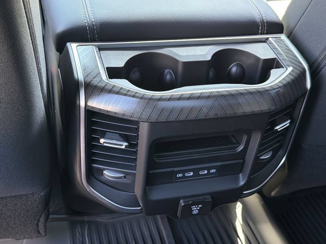 New 2026 RAM 2500 Big Horn AWD/4WD image 19