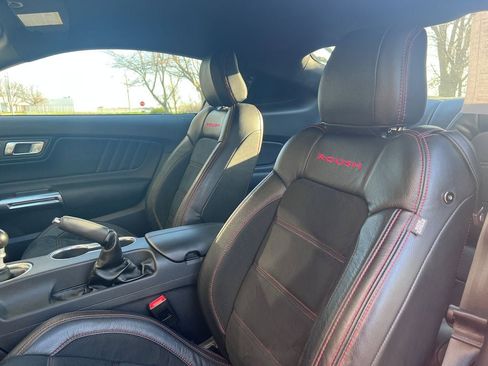 Used 2019 Ford Mustang GT Premium w/ GT Performance Package RWD image 11