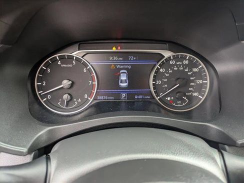 Used 2025 Nissan Altima 2.5 SV image 10