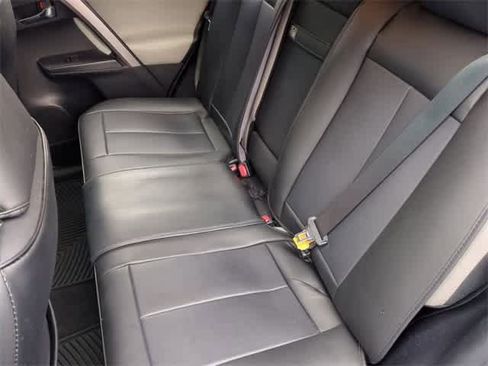 Used 2016 Toyota RAV4 XLE image 20