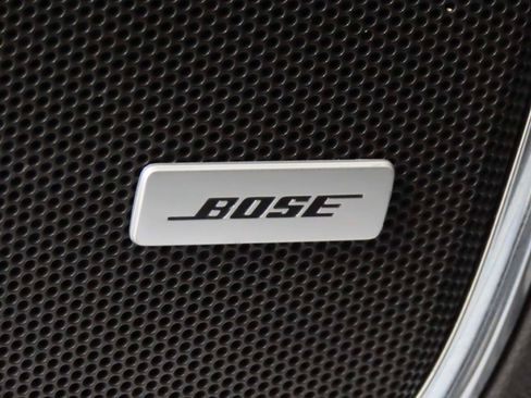 Used 2020 Chevrolet Suburban LT image 11