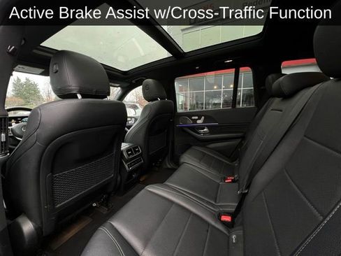 Used 2022 Mercedes-Benz GLS 450 4MATIC image 4