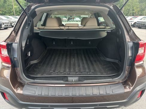Used 2019 Subaru Outback 3.6R Limited w/ Popular Package #2 AWD/4WD image 28