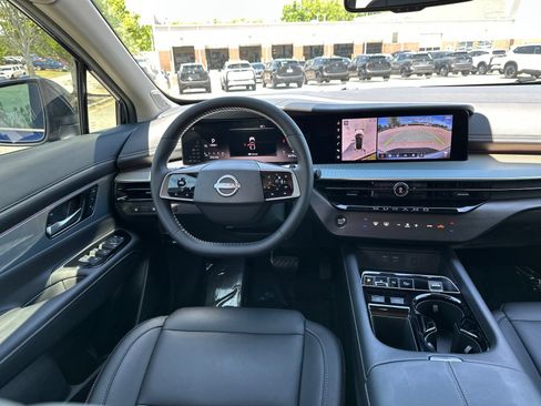 Certified 2025 Nissan Murano SL AWD/4WD image 21