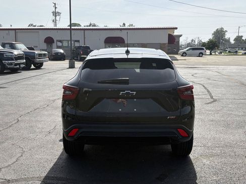 Used 2025 Chevrolet Trax RS w/ Driver Confidence Package FWD image 22