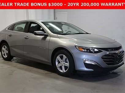 New 2025 Chevrolet Malibu LS w/ Driver Confidence Package