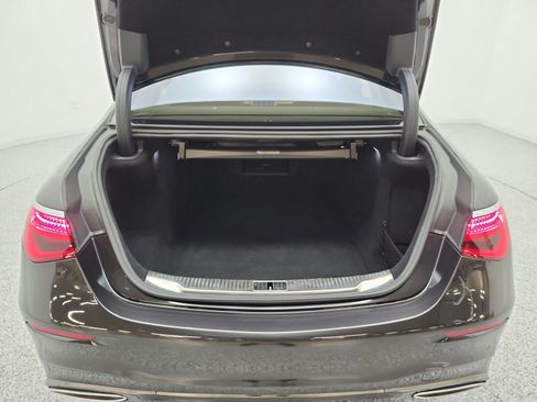 Certified 2023 Mercedes-Benz S 500 4MATIC image 18