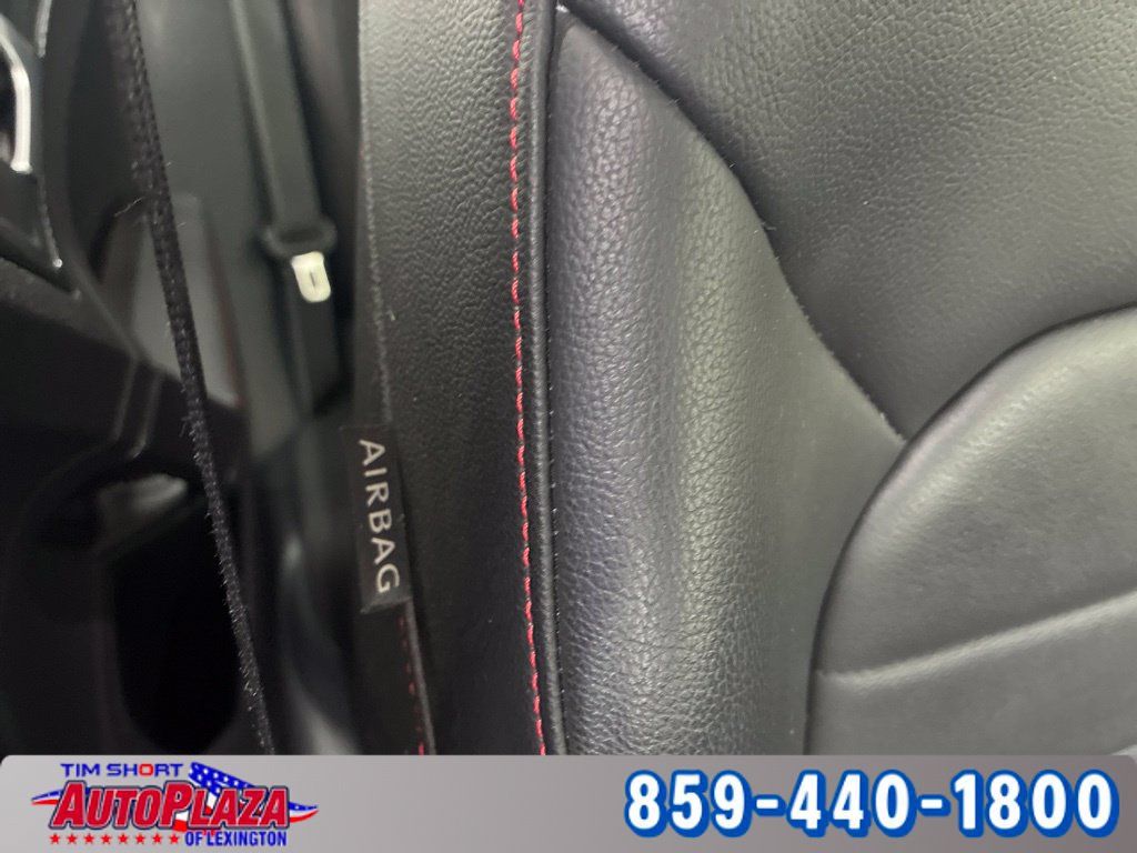 Used 2017 Volkswagen GTI SE FWD image 26