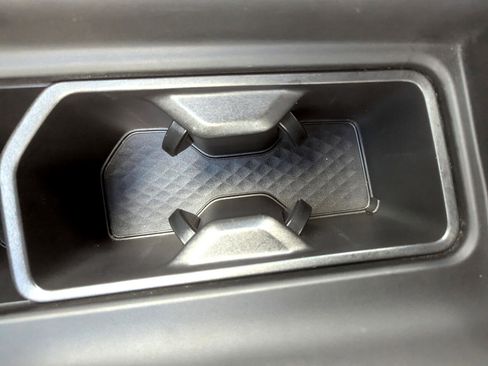 Used 2024 Toyota Grand Highlander AWD Hybrid image 31