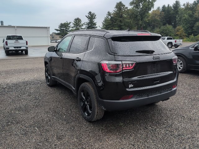 Used 2019 Jeep Compass Latitude AWD/4WD image 6