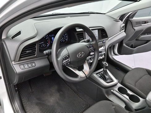 Used 2020 Hyundai Elantra SEL w/ Cargo Package (C1) FWD image 12