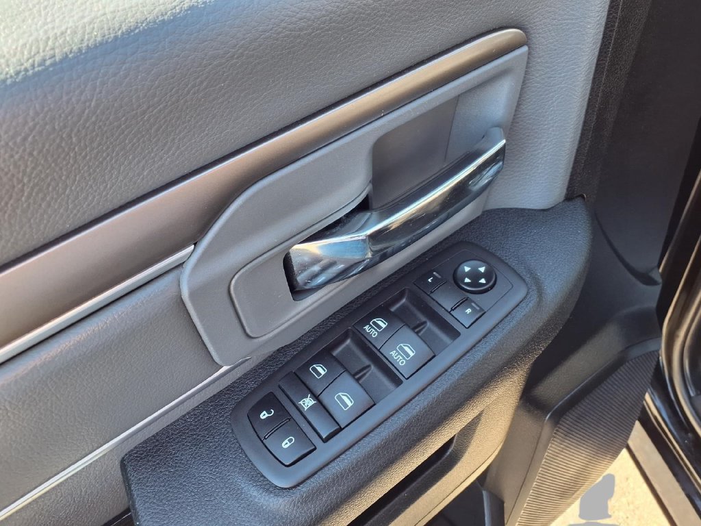 Used 2024 RAM 1500 Classic SLT AWD/4WD image 20