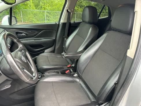 Used 2019 Buick Encore Preferred FWD image 3