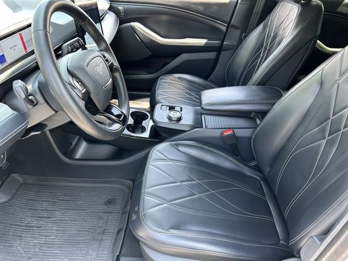 Used 2022 Ford Mustang Mach-E Select RWD image 17