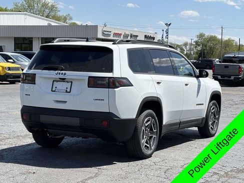 New 2026 Jeep Cherokee Laredo AWD/4WD image 28