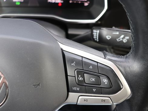 Used 2024 Volkswagen Jetta SE image 24