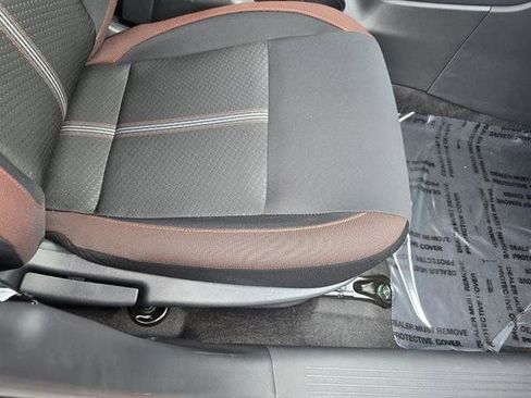 New 2025 Nissan Versa SR w/ Trunk Package image 13