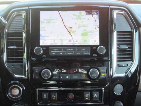 Used 2023 Nissan Titan Platinum Reserve w/ Moonroof Package AWD/4WD image 16