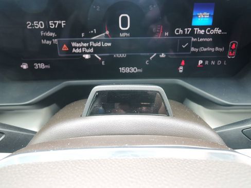 Used 2025 GMC Acadia Denali w/ Super Cruise Package FWD image 15