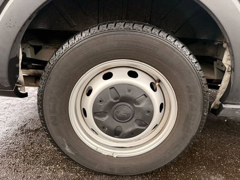 Used 2019 Ford Transit 150 XL image 31