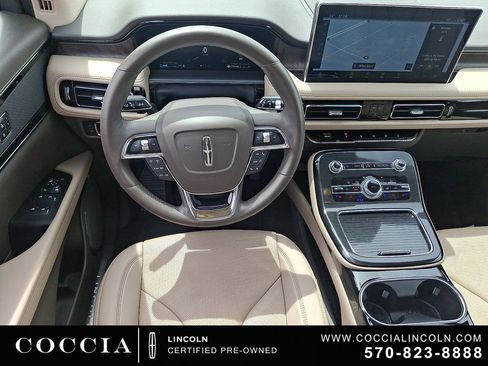 Certified 2023 Lincoln Nautilus Reserve AWD/4WD image 11