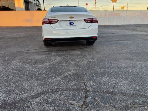 Used 2022 Chevrolet Malibu LT image 7