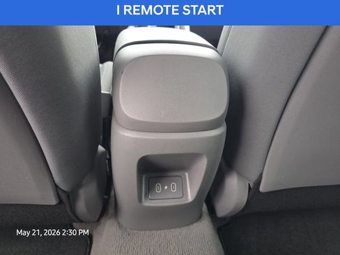 Certified 2024 Hyundai Elantra SEL FWD image 17