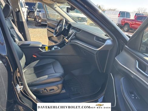 Used 2022 Jeep Grand Cherokee Limited w/ Trailer Tow Prep Group (B) image 27