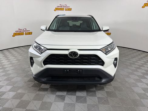 Used 2021 Toyota RAV4 XLE Premium AWD/4WD image 9