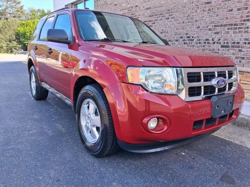 Used 2011 Ford Escape XLT FWD image 7