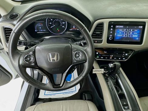 Used 2019 Honda HR-V EX-L image 14