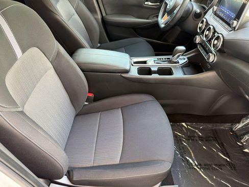Used 2022 Nissan Sentra SV FWD image 29