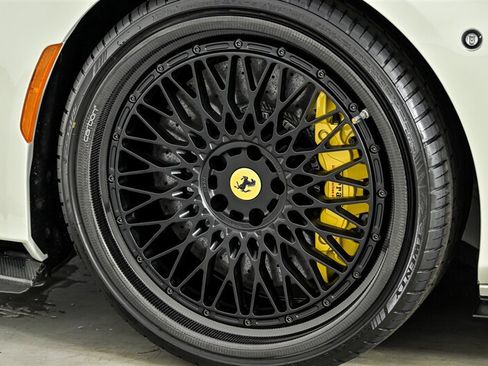 Used 2022 Ferrari F8 Tributo RWD image 16