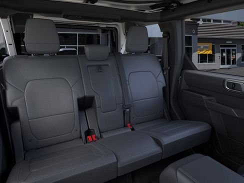 New 2025 Ford Bronco Badlands w/ Sasquatch Package AWD/4WD image 36