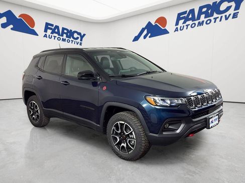 New 2026 Jeep Compass Trailhawk AWD/4WD image 2