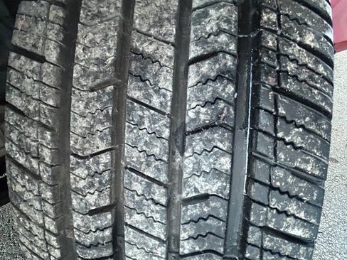 Used 2010 Toyota Camry LE image 24