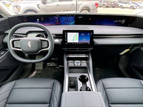 New 2026 Lincoln Nautilus Premier w/ Jet Appearance Package image 5