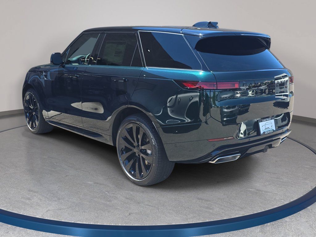 New 2026 Land Rover Range Rover Sport Dynamic SE AWD/4WD image 7