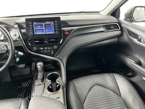 Used 2024 Toyota Camry SE FWD image 25